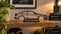 Mercedes C63 AMG W204 Silhouette als Regal-Deko im Wohnzimmer