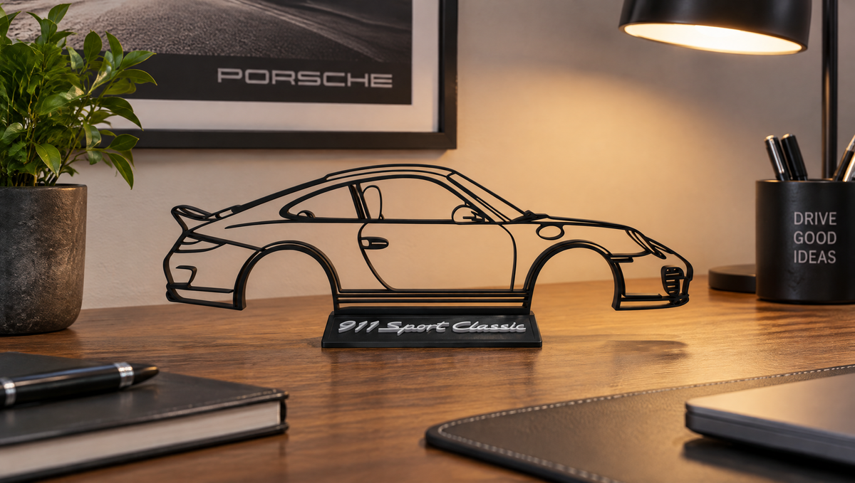 Porsche 911 Sport Classic Silhouette als Deko auf dem Schreibtisch